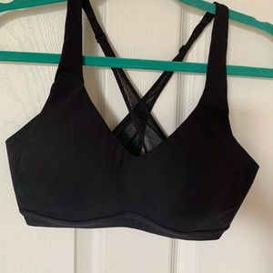 Lulu lemon sports bra